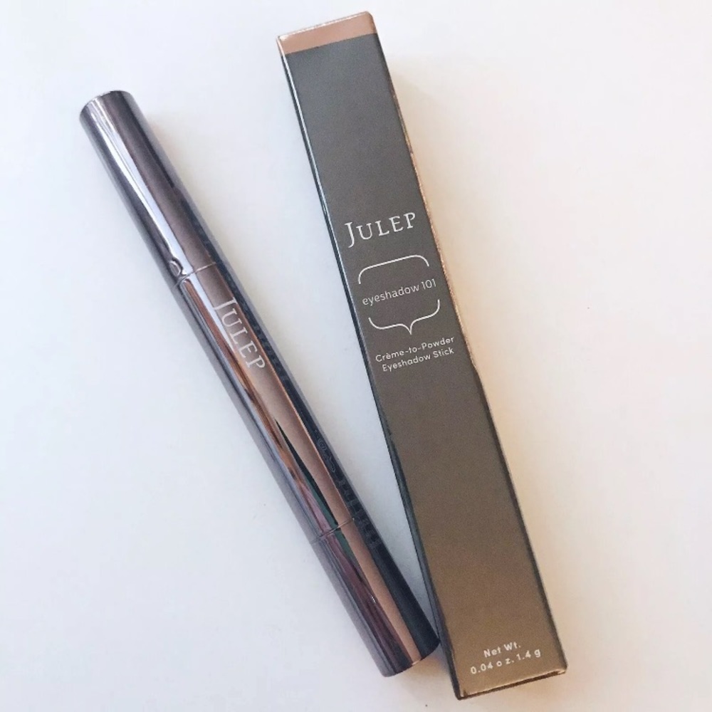 New in Box Julep Eyeshadow 101 Cream to Powder - Shade Champagne Shimmer